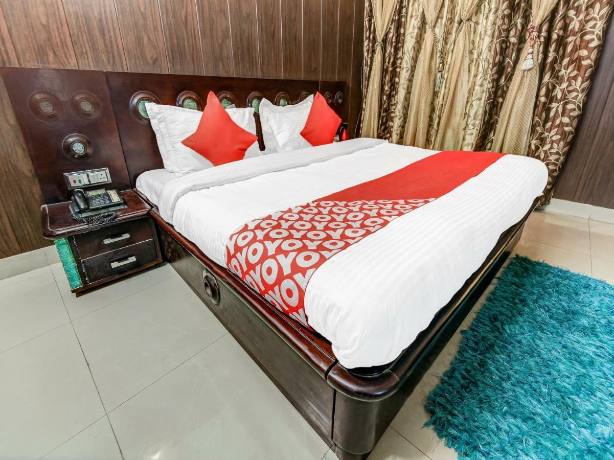 Oyo 27999 Hotel Deep Sirsa Экстерьер фото