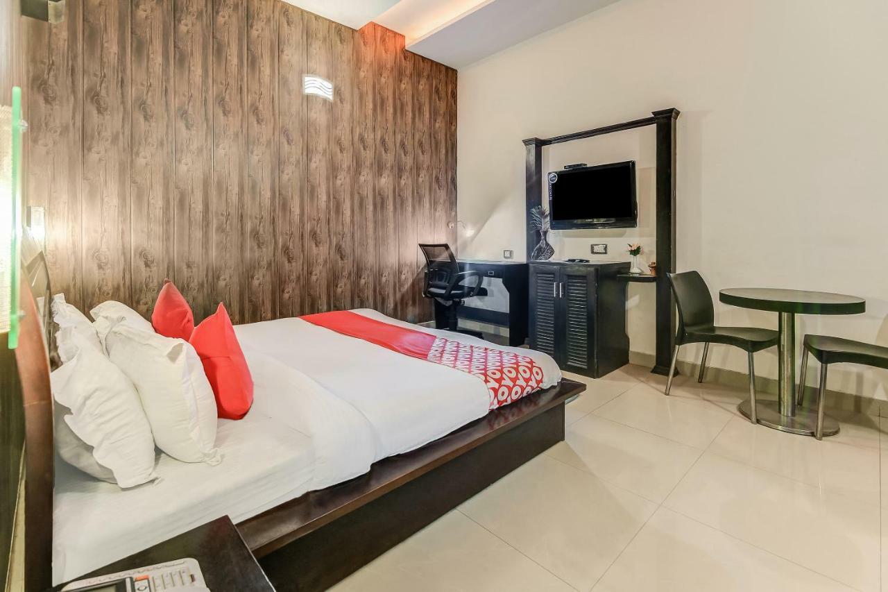 Oyo 27999 Hotel Deep Sirsa Экстерьер фото